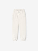 Womens Essentials FW26 Classic Sweatpant