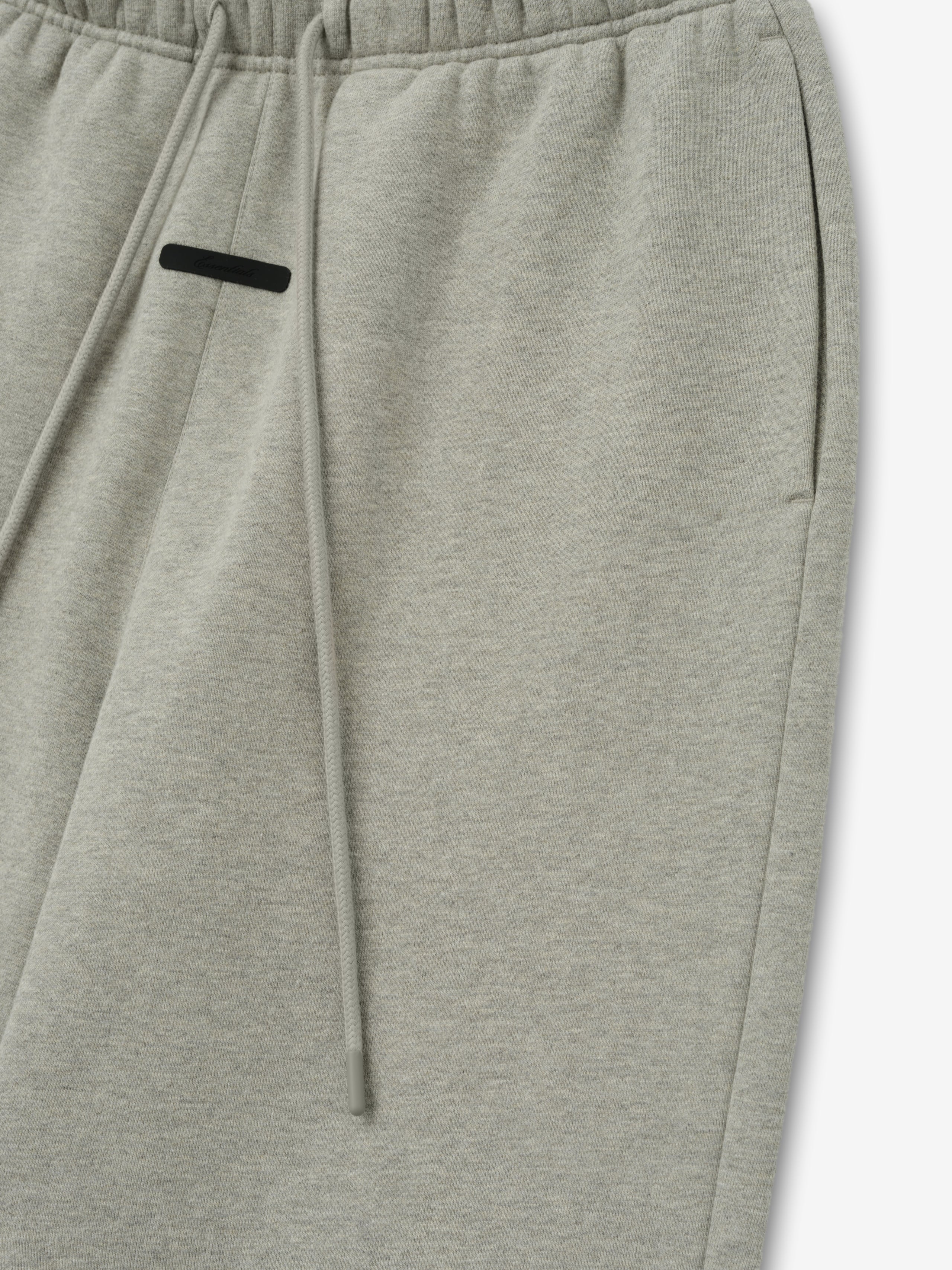 Essentials FW26 Classic Trackpant